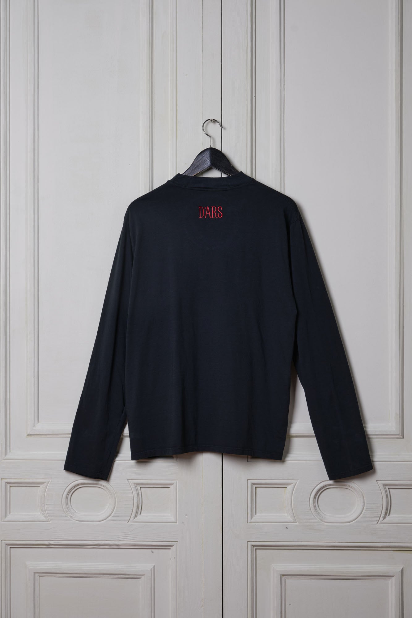 Antracite Embroidered Long Sleeve Tee